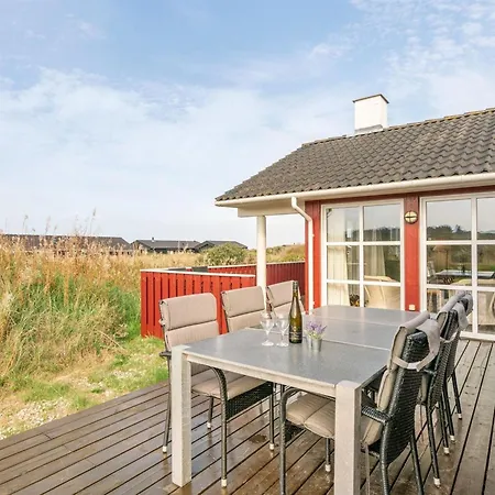 Iacobus - 400m From The Sea By Interhome Feriehus *